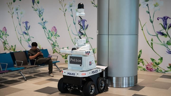 ai-agents-as-insider-threats:-inside-microsoft’s-bet-on-a-unified-security-stack