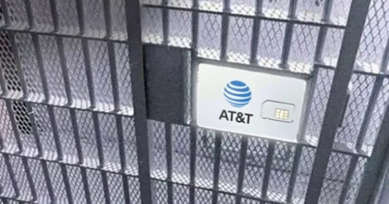 Former AT&T store worker jailed after moonlighting as a SIM-swap gang’s inside man