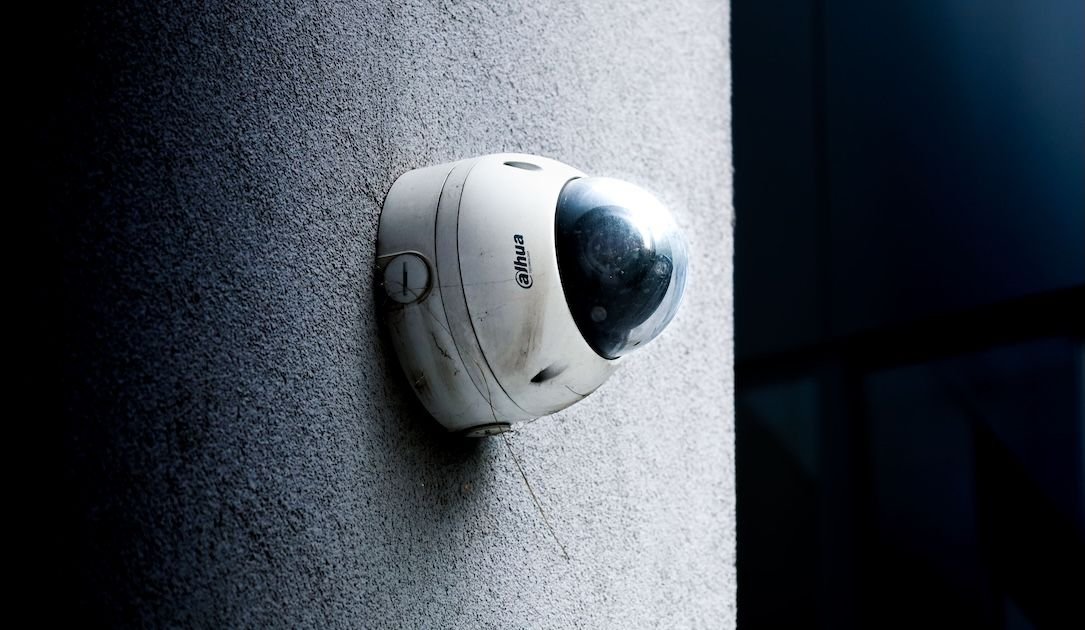 ukraine-warns-hackers-are-exploiting-chinese-made-dahua-surveillance-cameras
